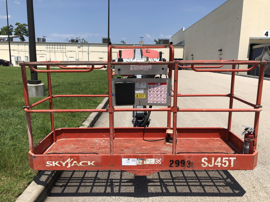 2017 SKYJACK SJ45T+