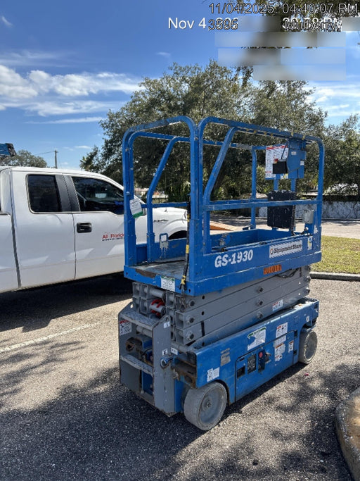 2020 Genie GS-1930 Fixed rails with chain entry gate - Pre A92.20