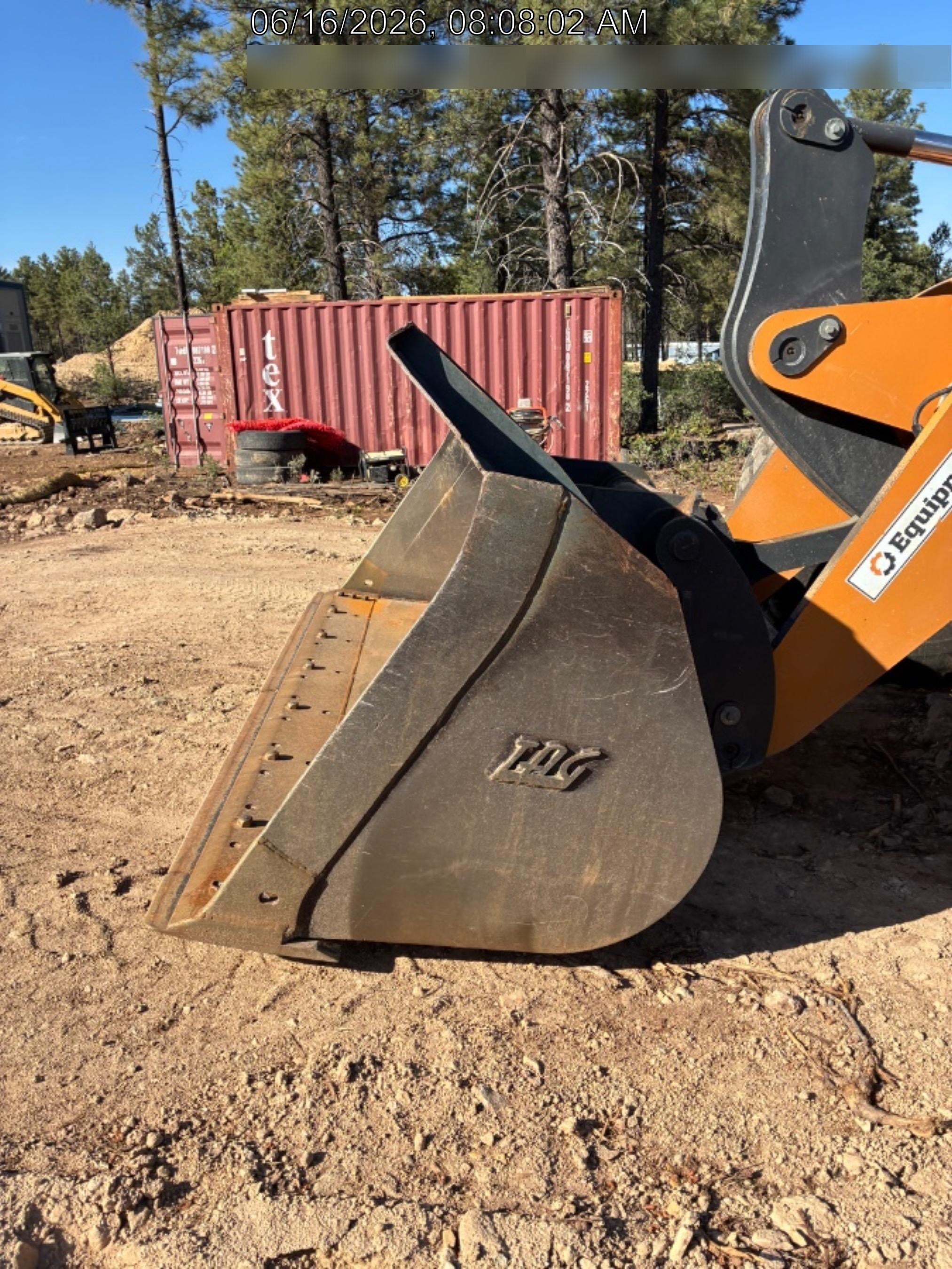 2022 CASE 821G