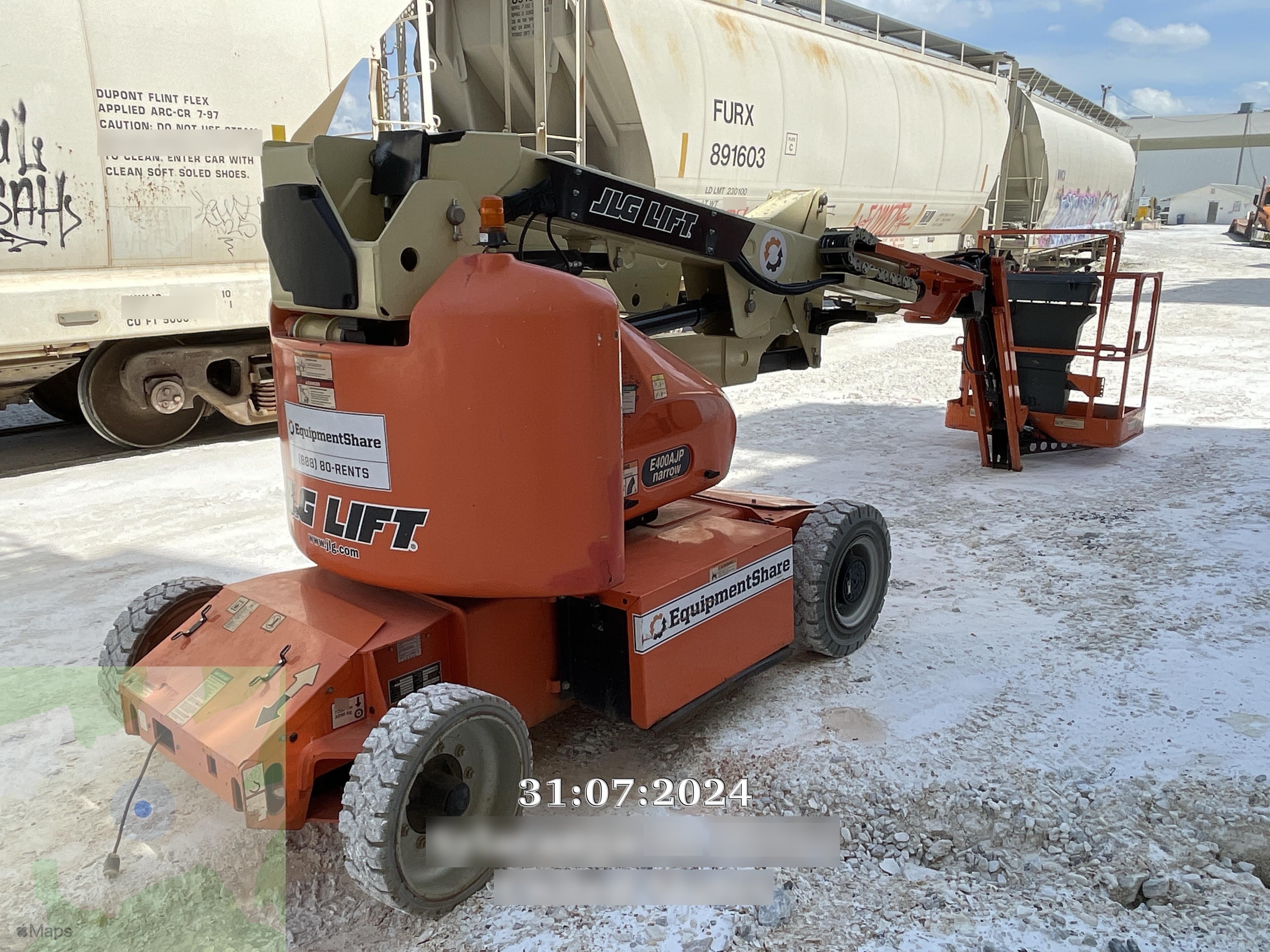 2020 JLG E400AJPN