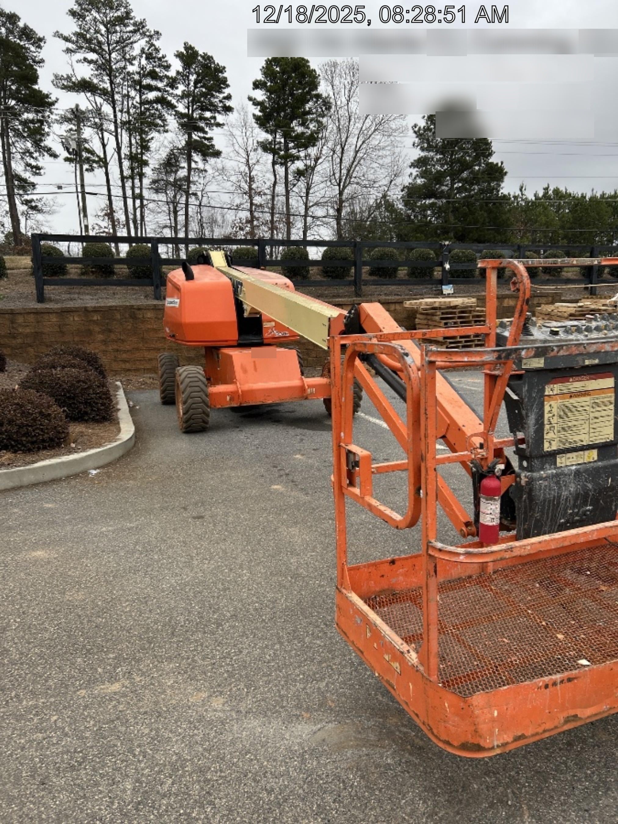 2019 JLG 460SJ