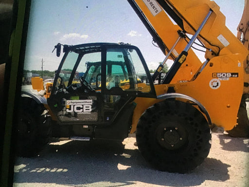 2020 JCB 509-42 Cab/Heat/Air, Solid Tires, Work Lights, Beacon, Aux Hydraulics, Back up Alarm, Lifting Eye, ES Decals