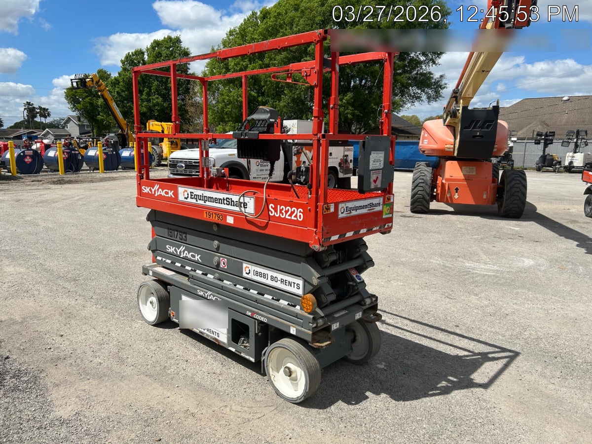 2021 SKYJACK SJ3226