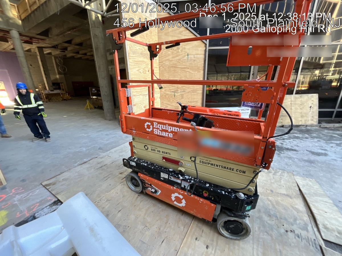 2022 JLG ES1932