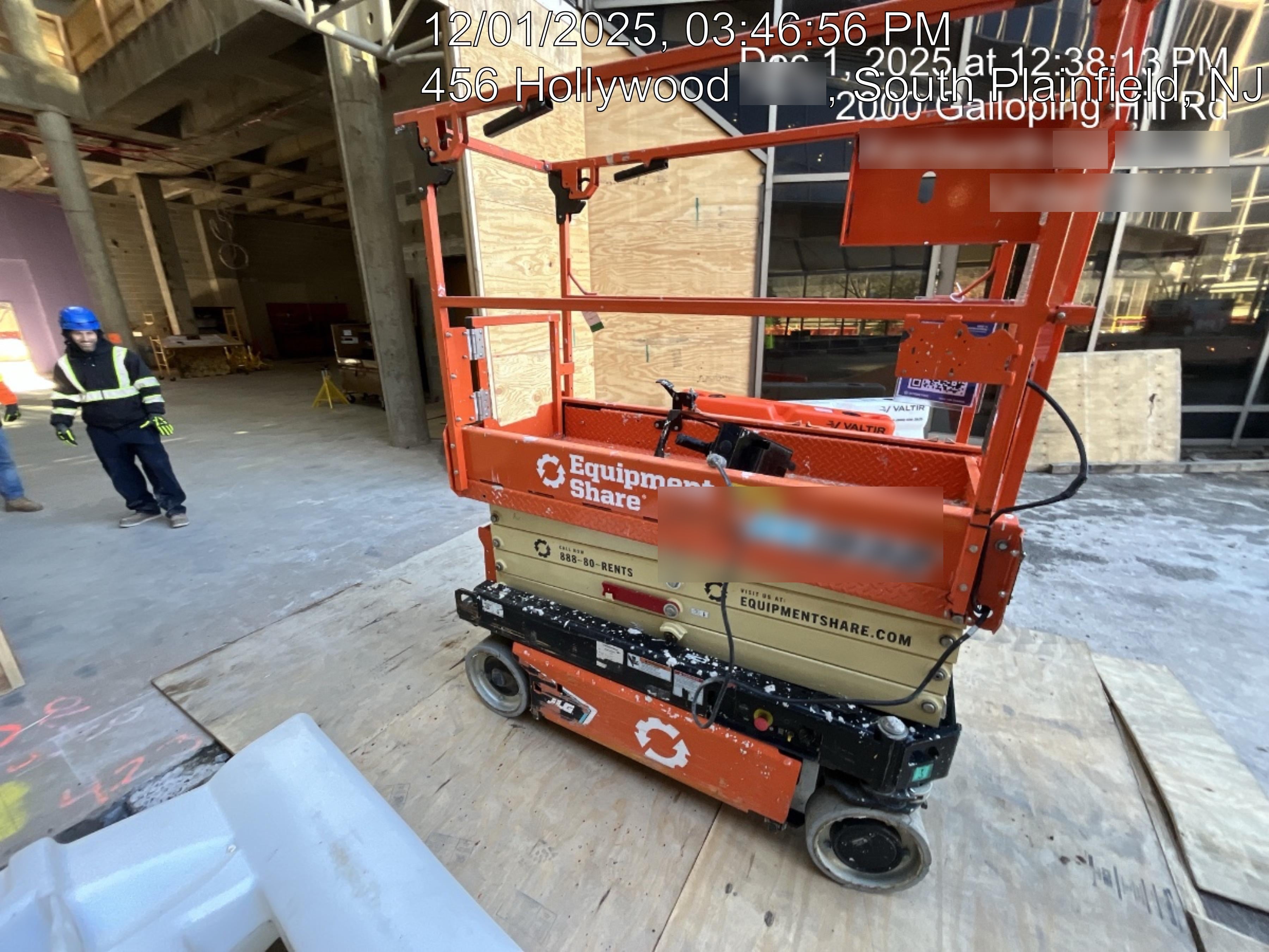 2022 JLG ES1932