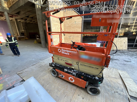 2022 JLG ES1932