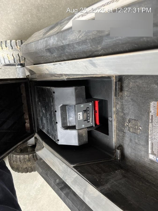 2024 MILWAUKEE MXF041-1XC