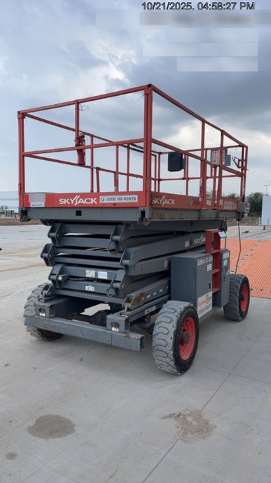 2017 SKYJACK SJ8841 RT