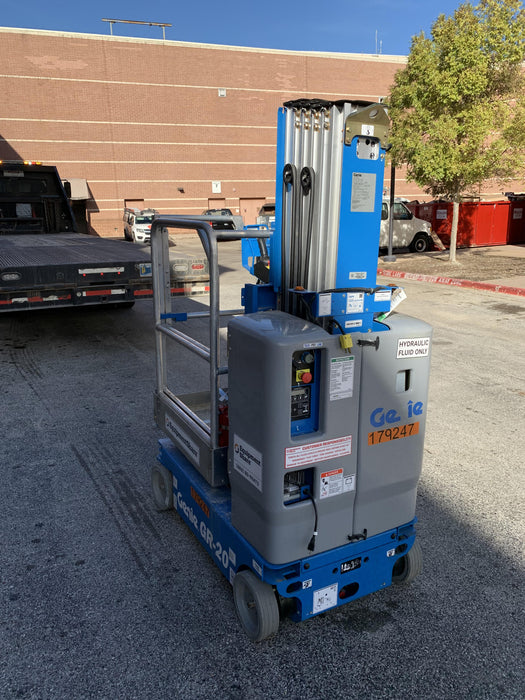 2021 GENIE GR-20