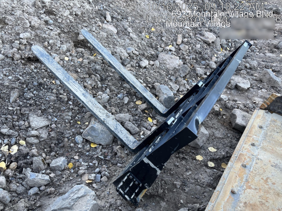 2022 PALADIN 48" Pallet Forks - Paladin