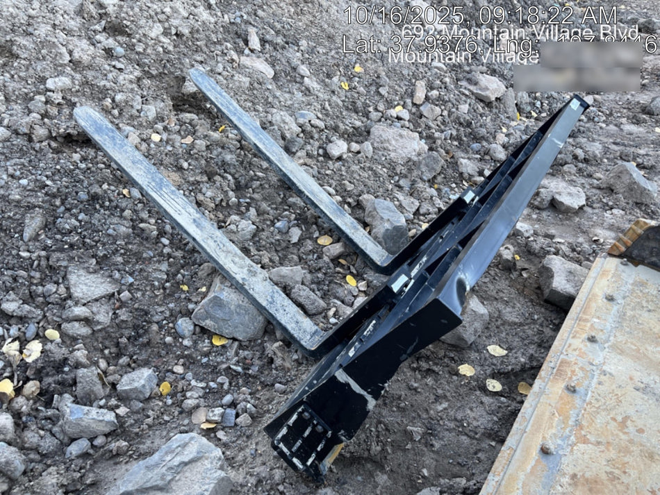 2022 PALADIN 48" Pallet Forks - Paladin