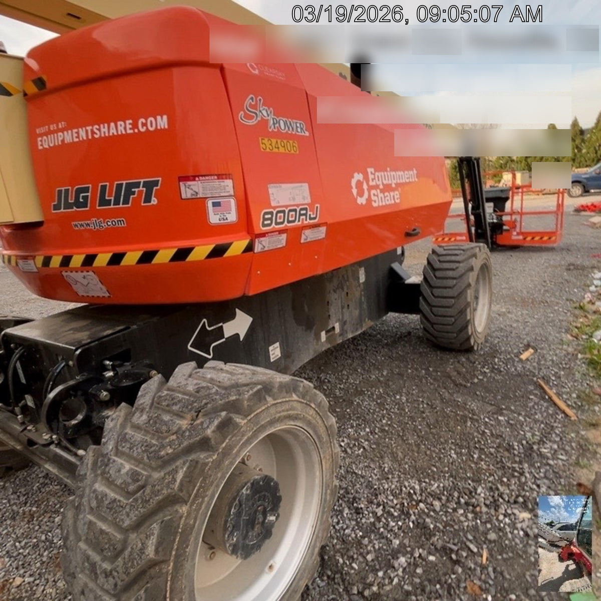 2025 JLG 800AJ