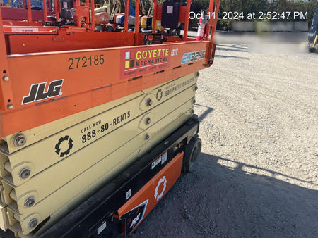 2022 JLG ES3246