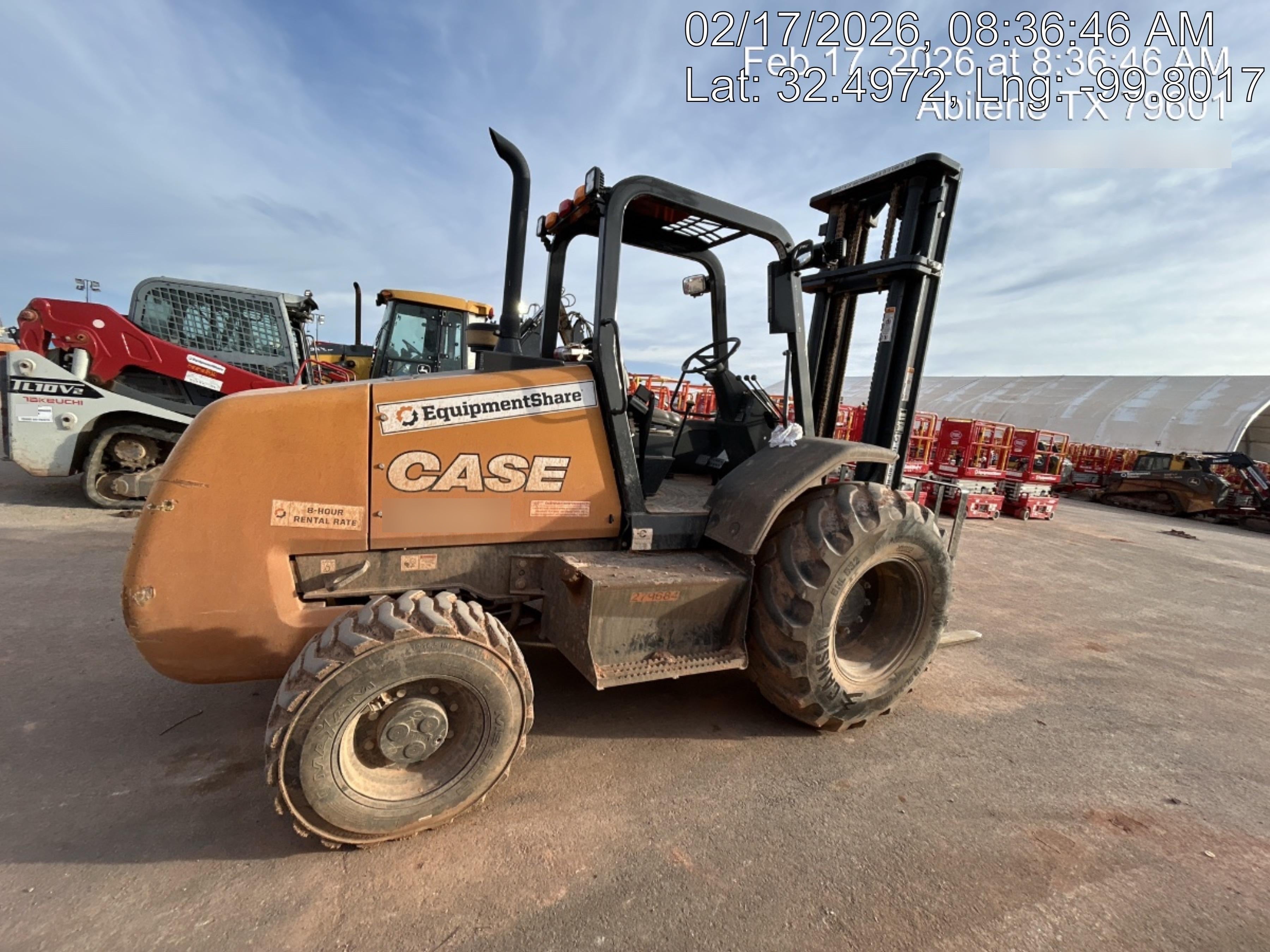 2023 CASE 588H