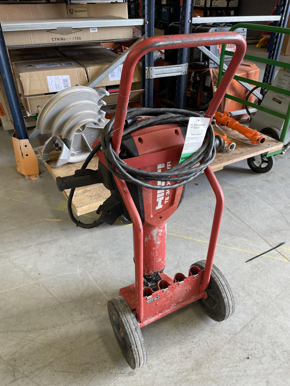 2020 HILTI TE 3000-AVR