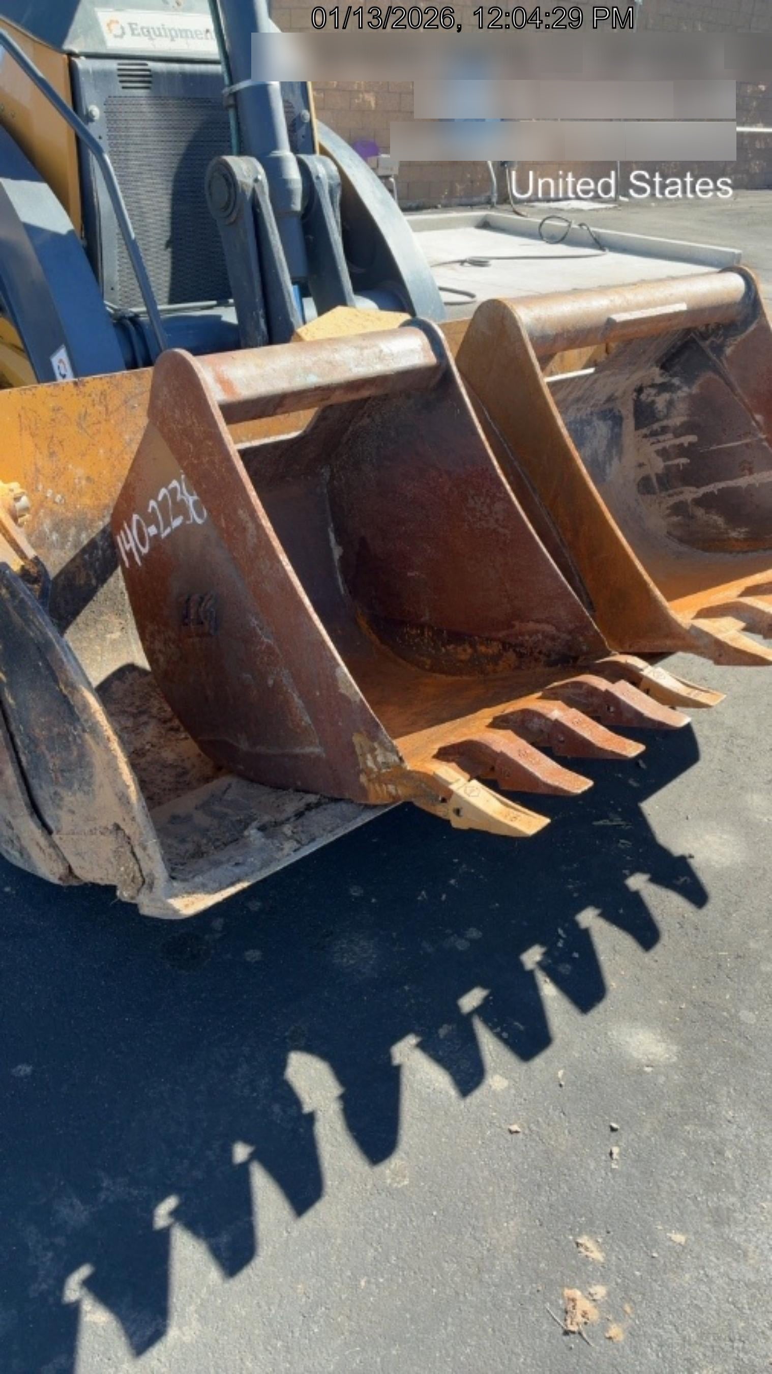 2023 SOLESBEE 36" Bucket, Tooth - Solesbee