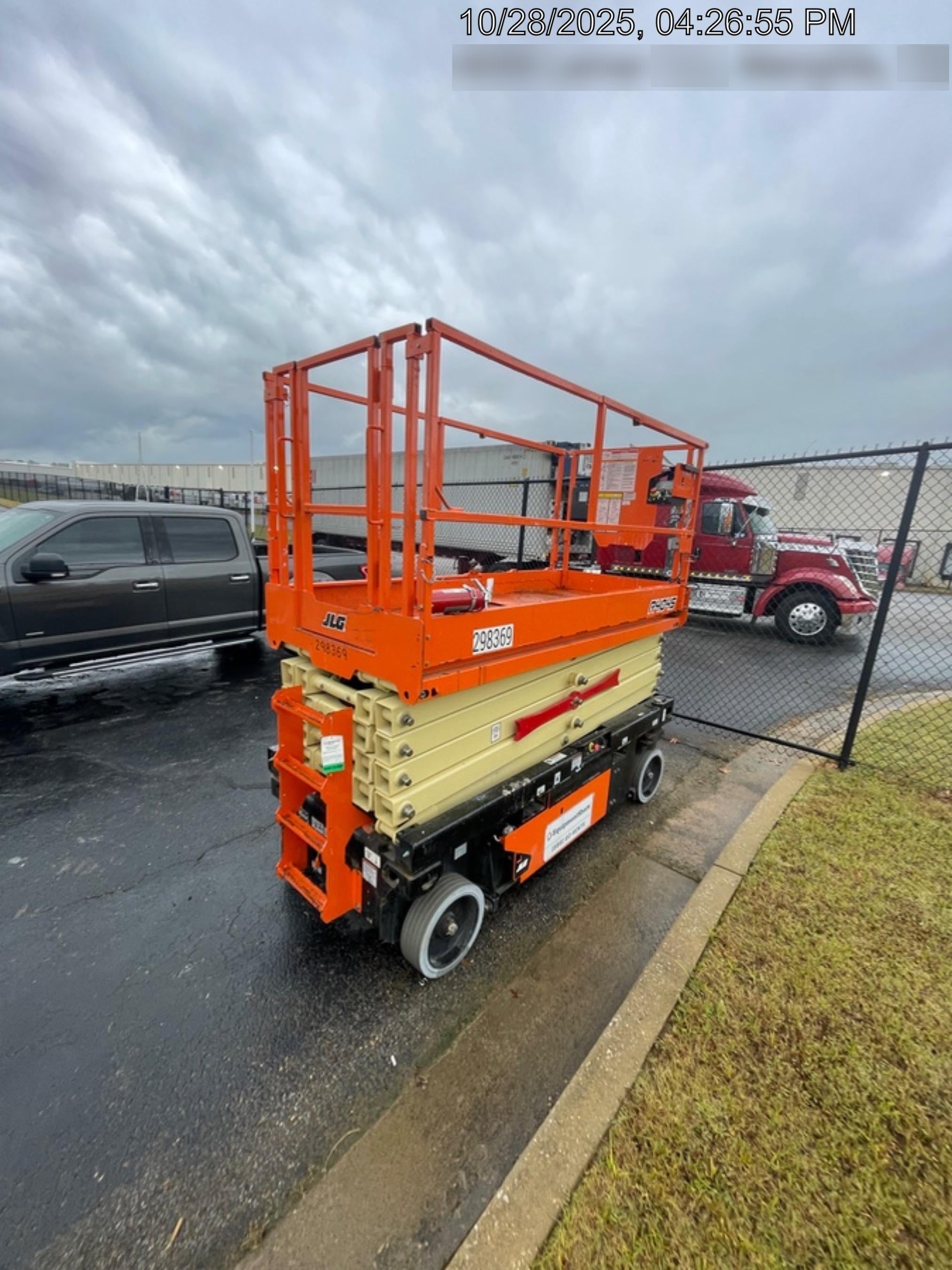 2023 JLG R4045
