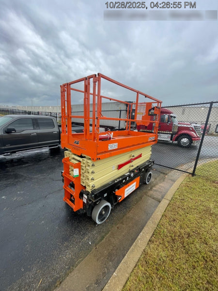 2023 JLG R4045