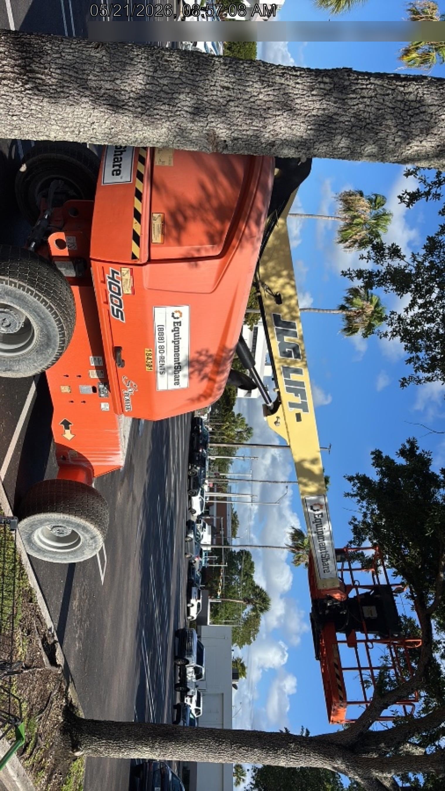 2021 JLG 400S