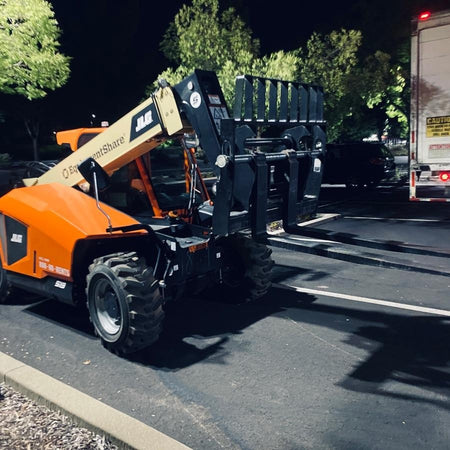 2025 JLG 519