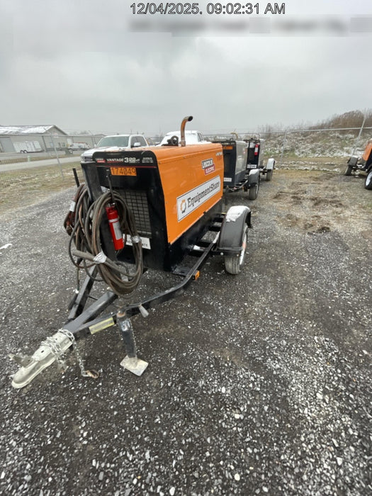 2021 Lincoln Electric Vantage 322 Vantage 322 Ready Pak 3 w/ Decals, ORANGE (includes trailer, cable rack, fender light kit) NO Telematics