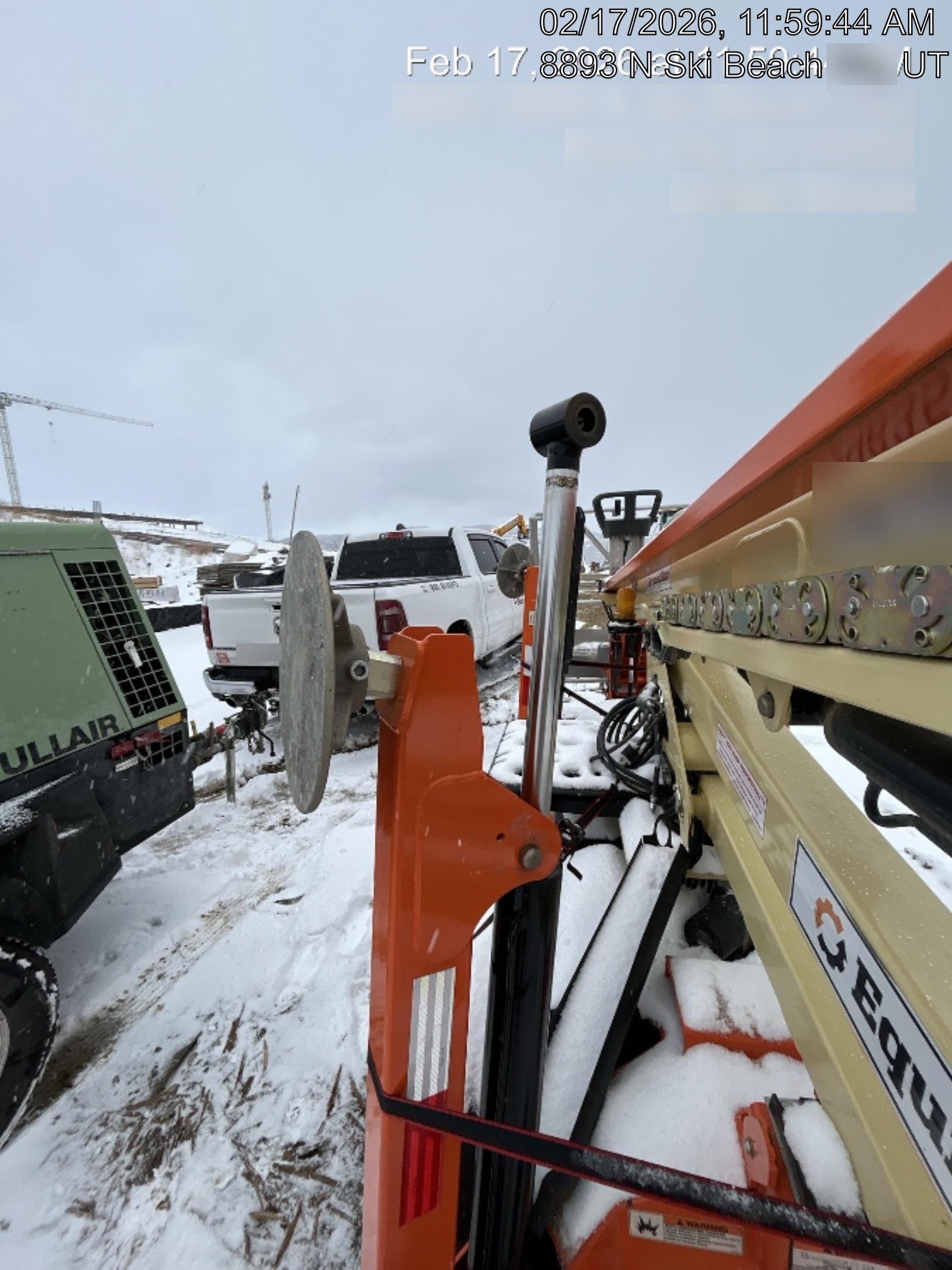2023 JLG T350