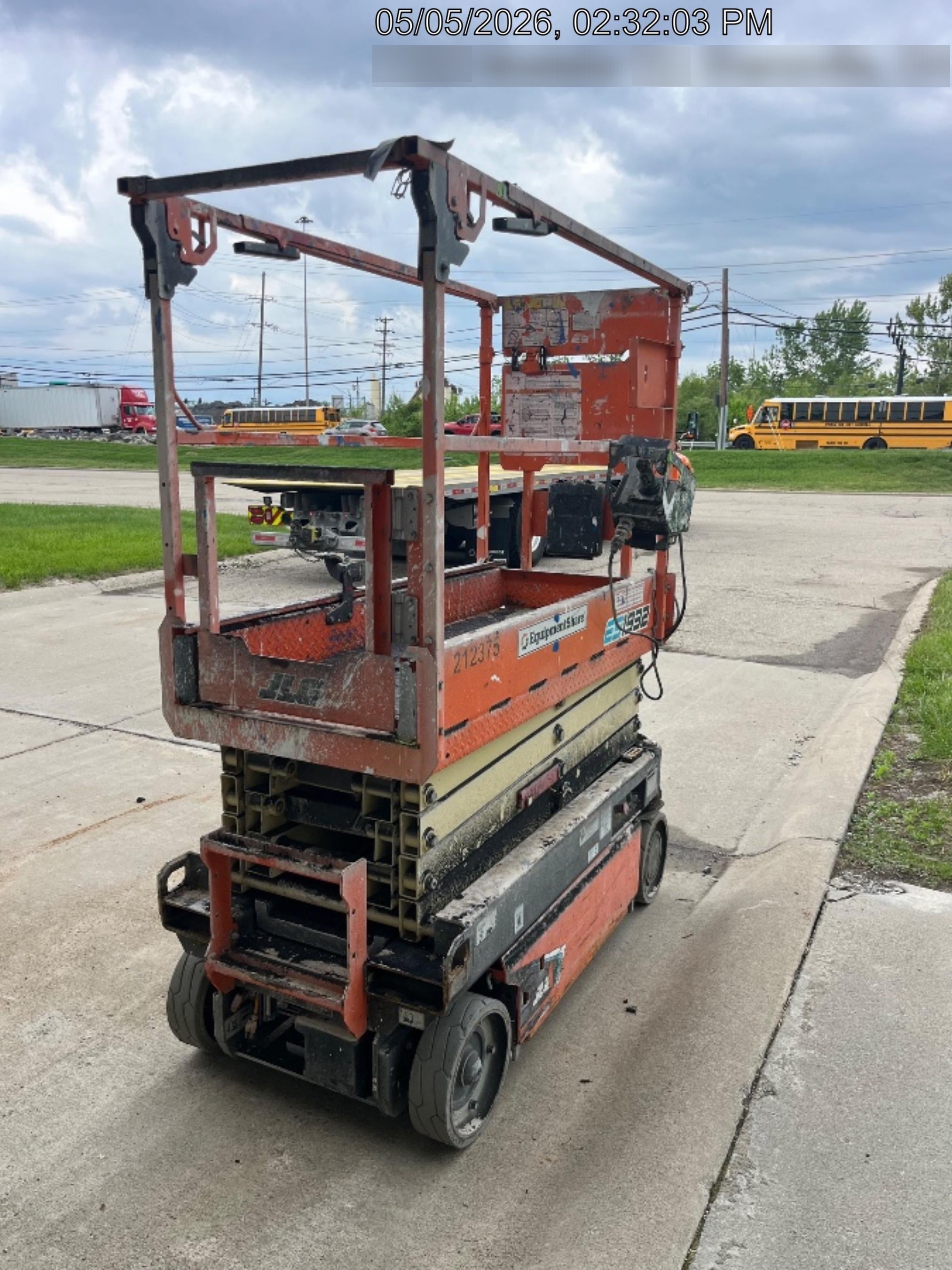 2022 JLG ES1932