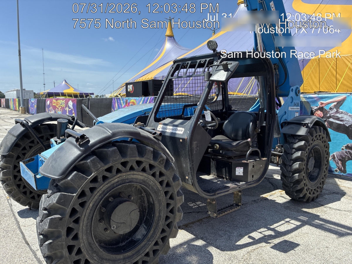 2018 Genie GTH-844 Genie GTH-844D w/Open ROPS, Solid Tires, Work Light/Beacon, 60" Carriage and Forks