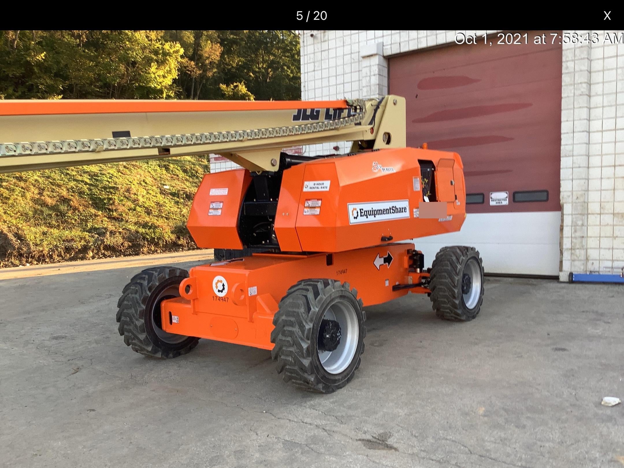 2021 JLG 860SJ