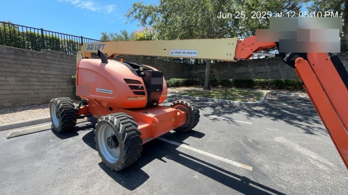 2019 JLG 600AJ