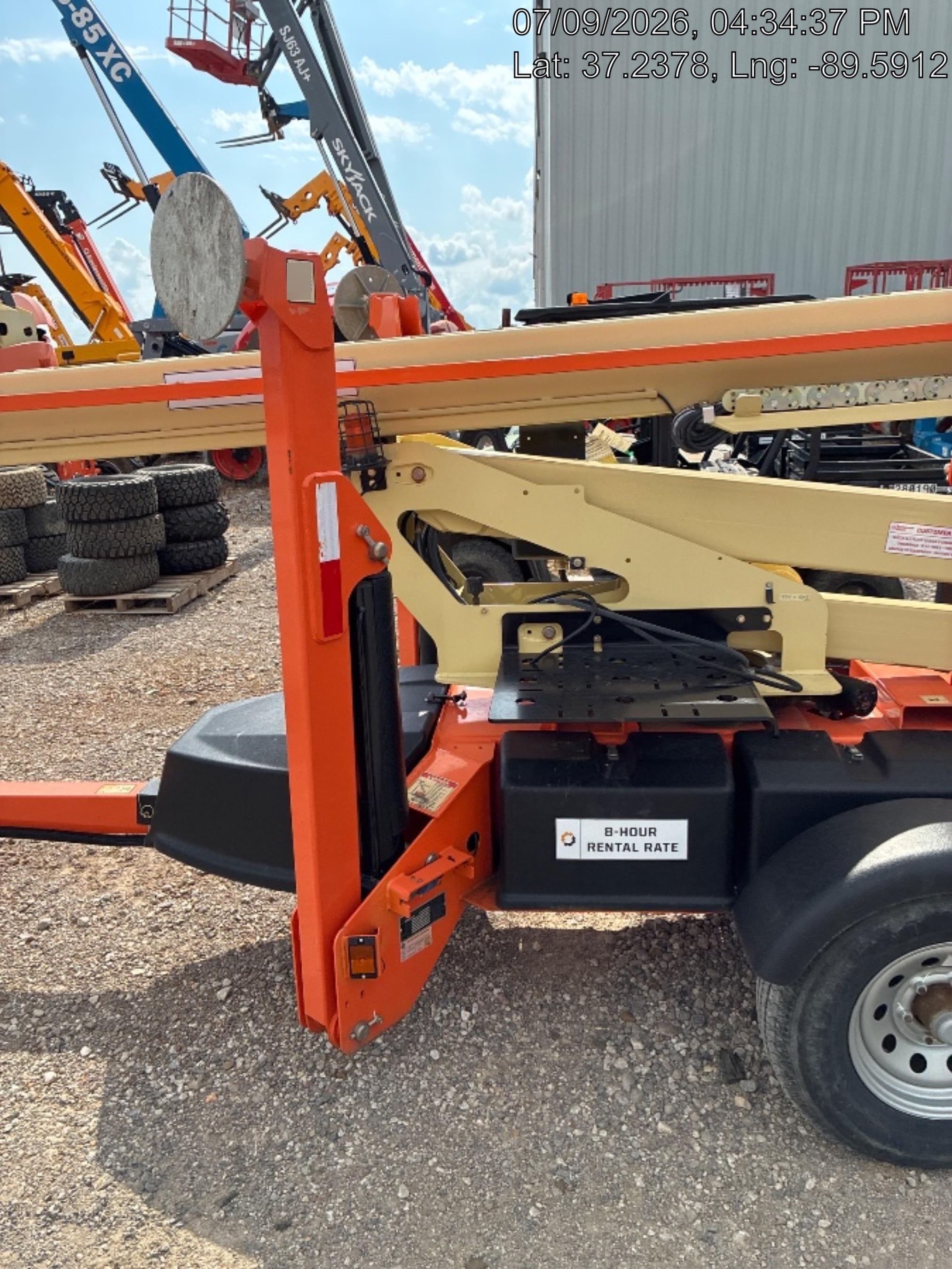 2022 JLG T500J