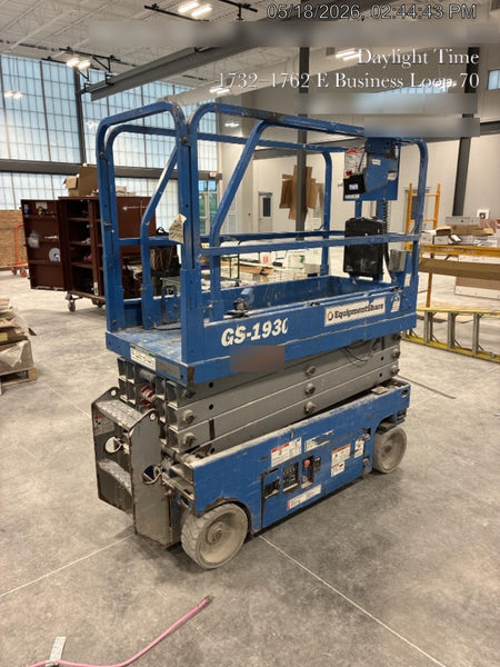 2019 Genie GS-1930 Fixed rails with chain Entry