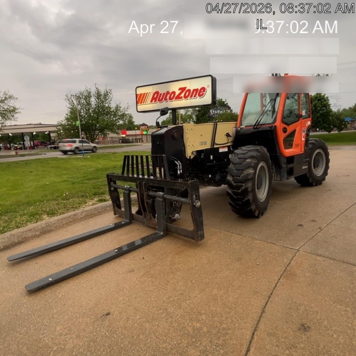 2021 JLG 1732