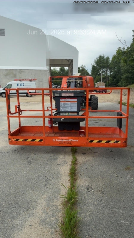 2023 JLG 660SJ