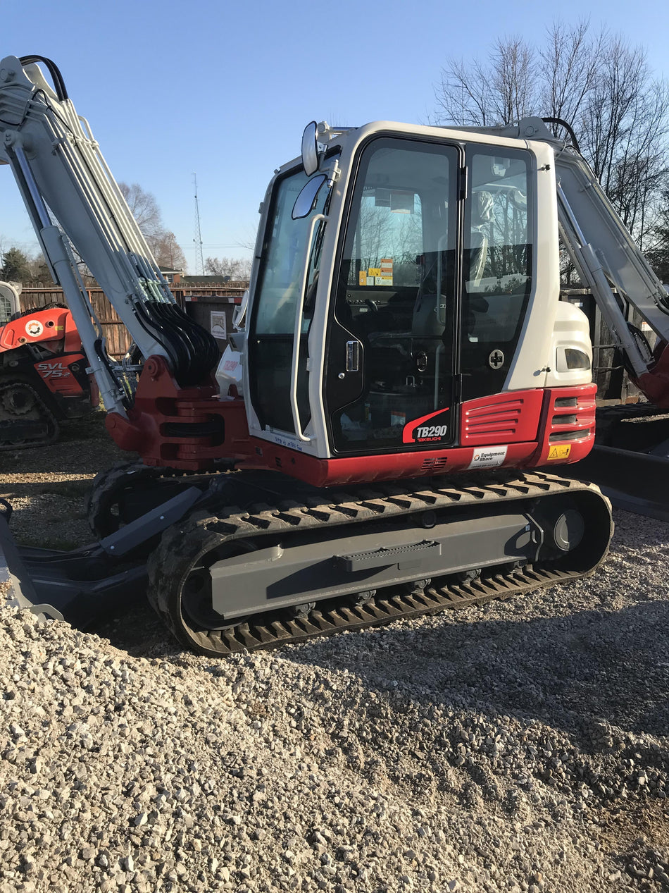 2022 TAKEUCHI TB290C