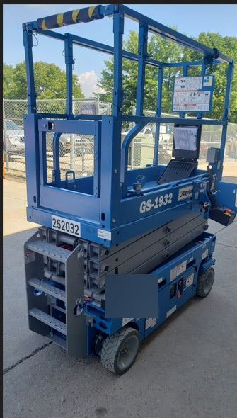 2022 GENIE GS-1932