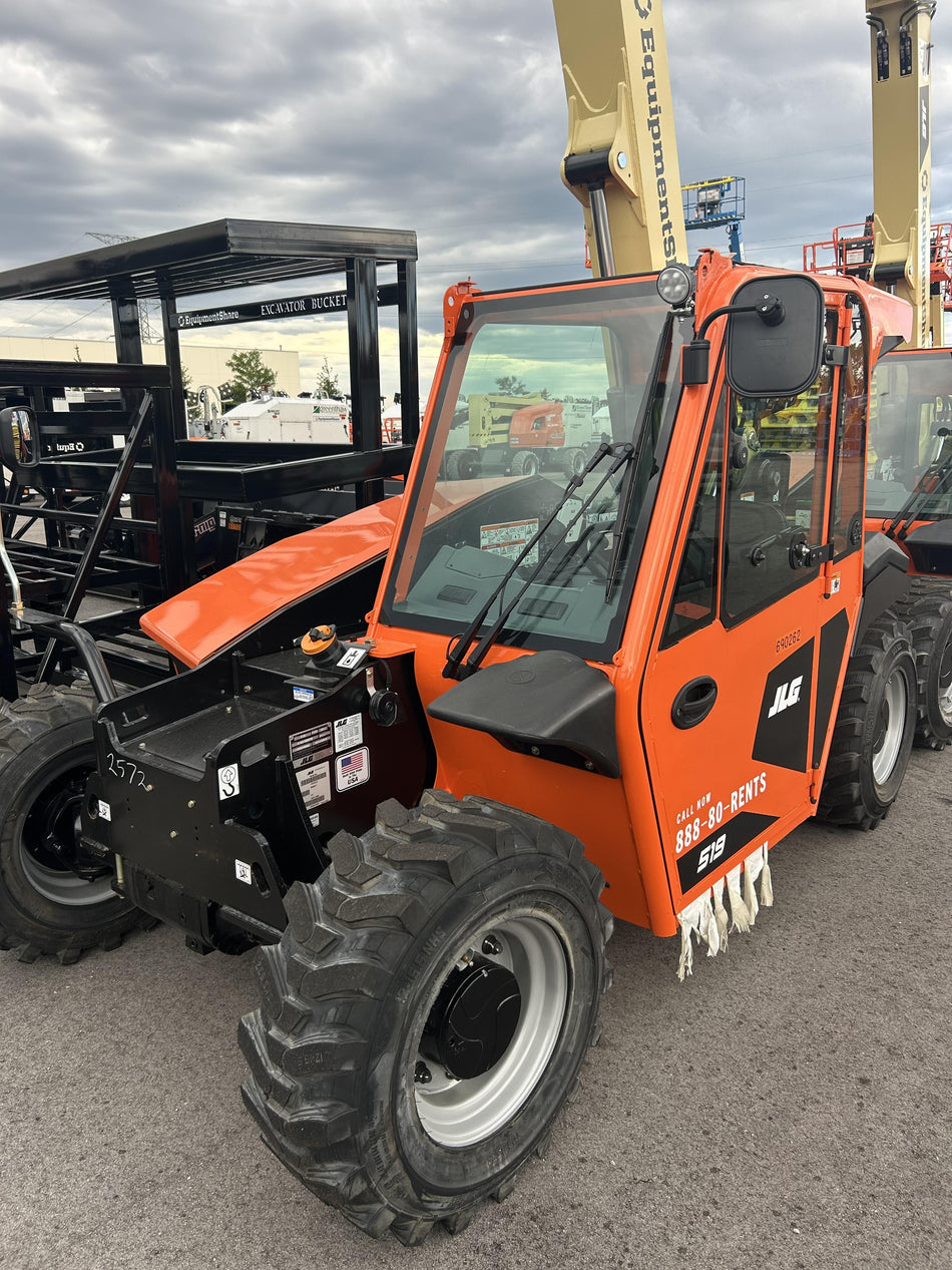 2026 JLG 519