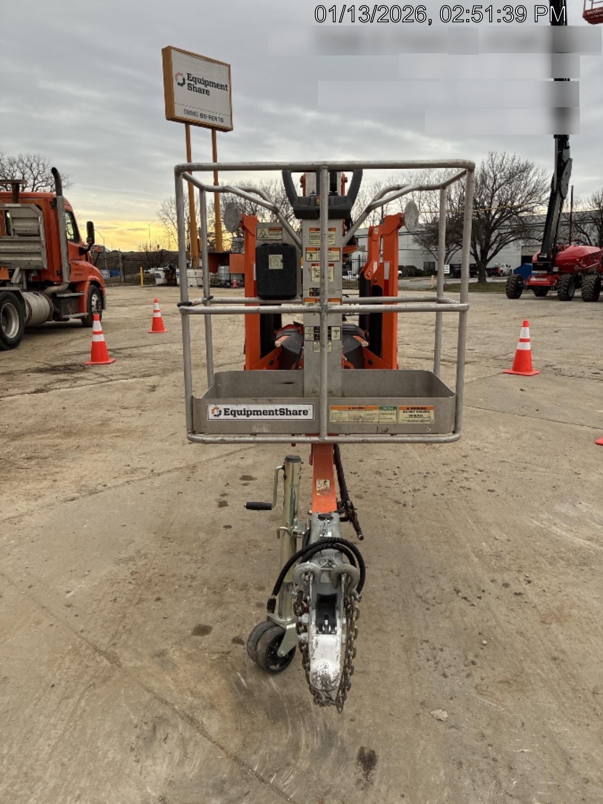 2022 JLG T500J