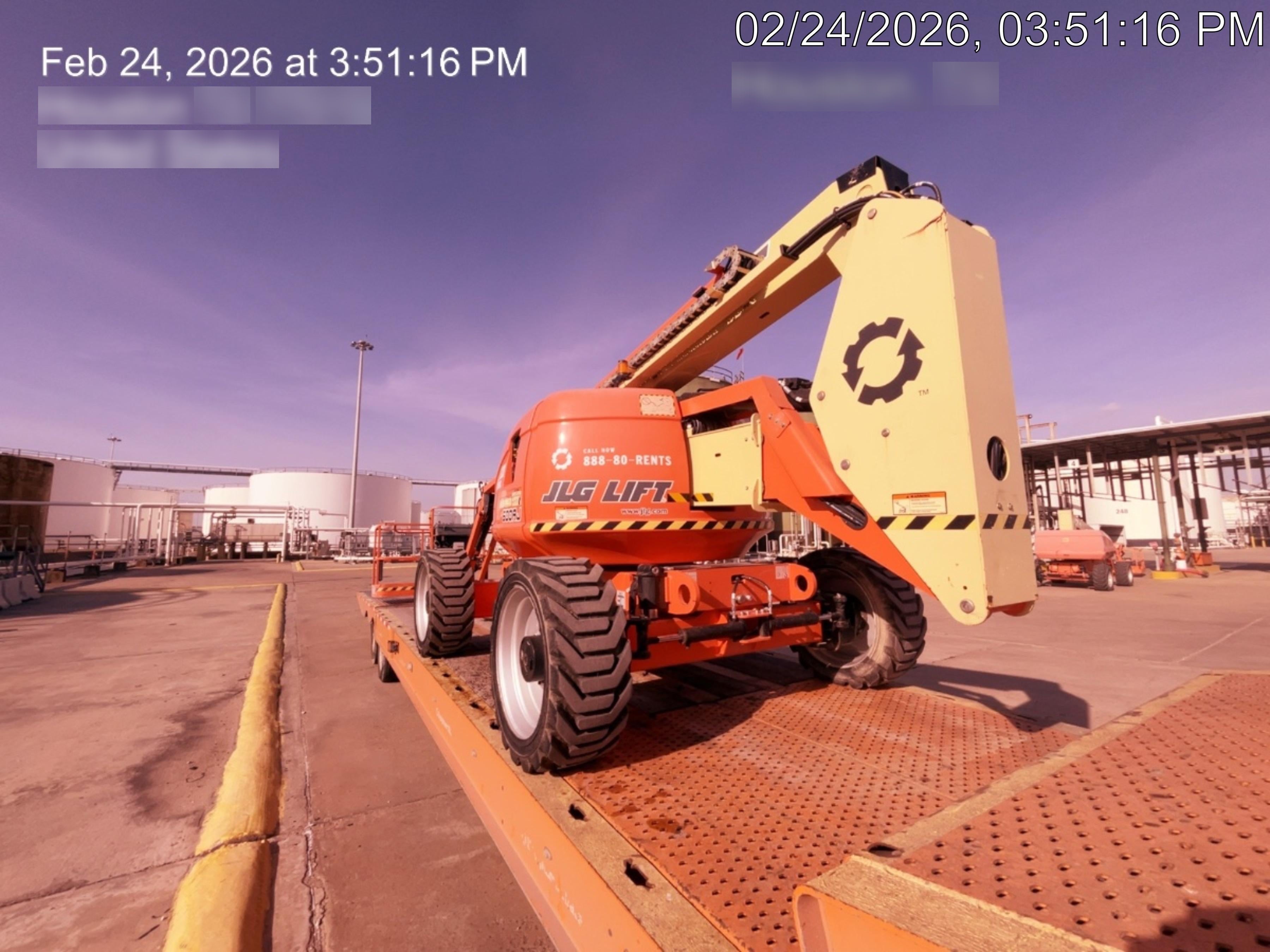 2023 JLG 600AJ