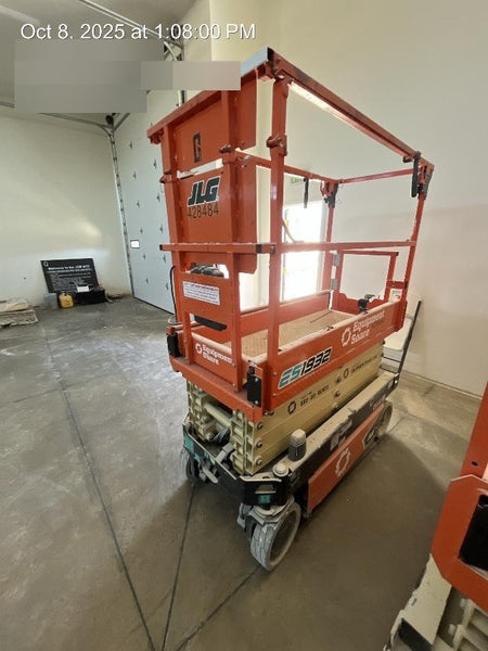 2024 JLG ES1932