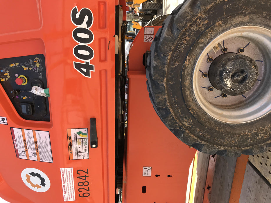 2020 JLG 400S