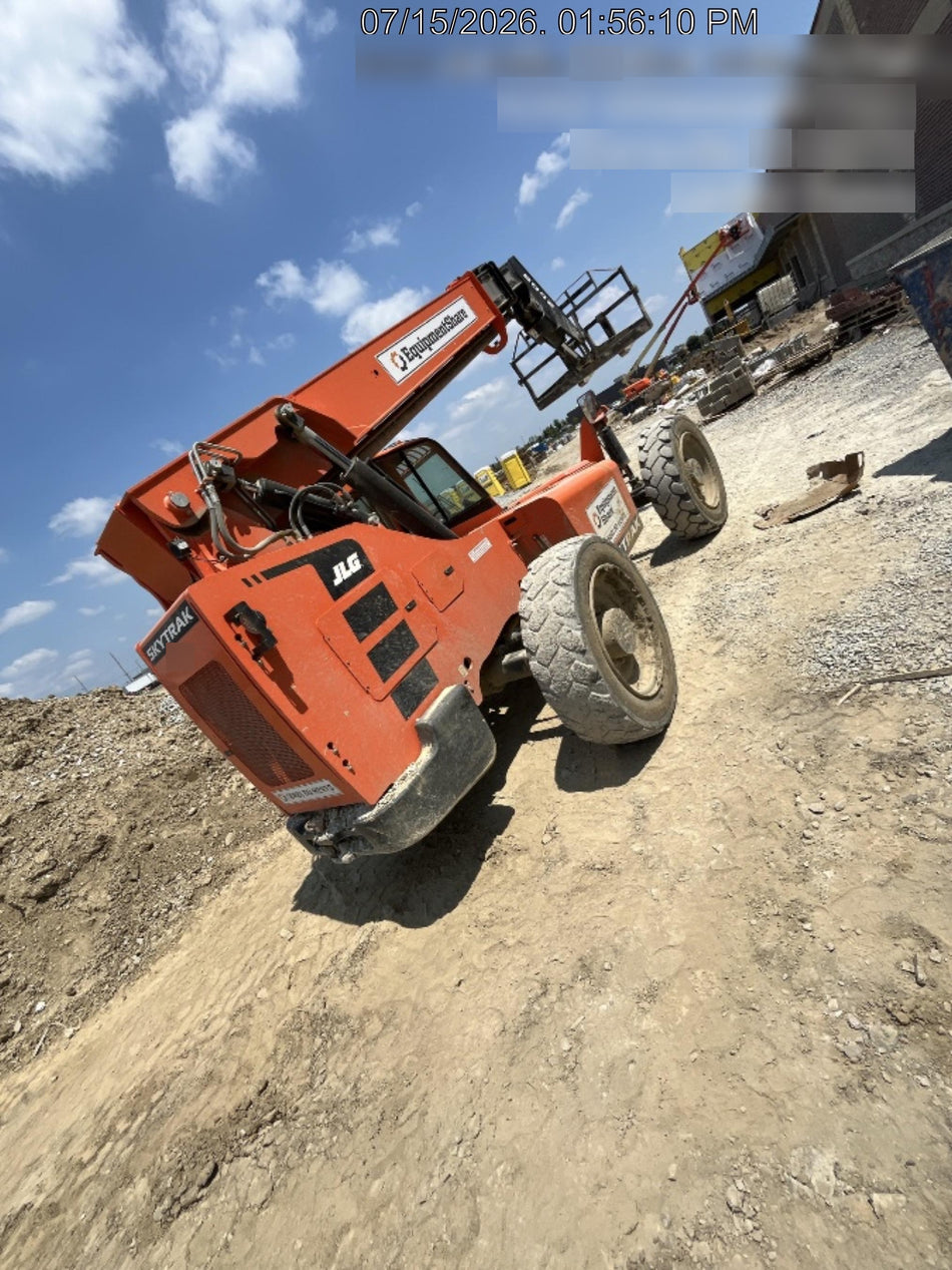 2022 SKYTRAK 8042