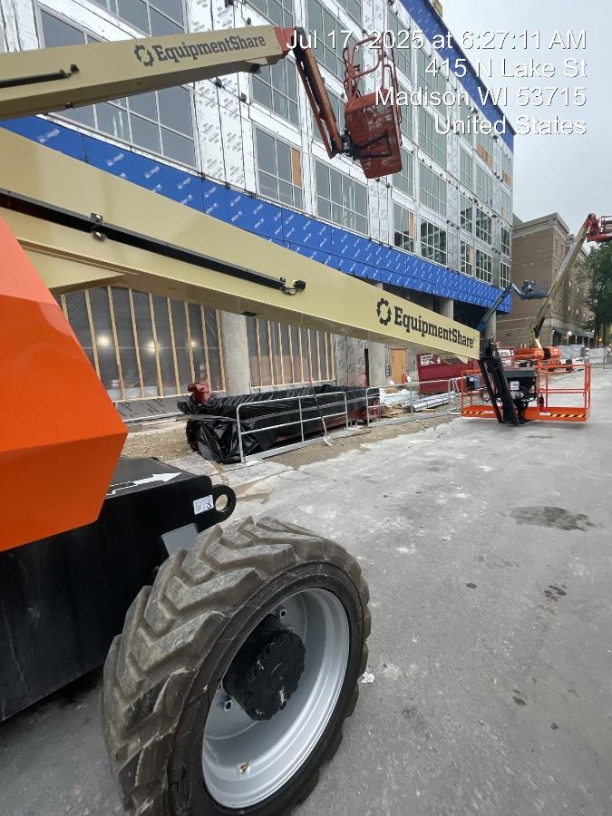 2025 JLG 860SJ
