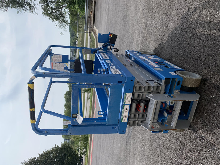 2020 Genie GS-1930 Solid Non Marking Tires, Beacon, Folding rails with half height swing gate