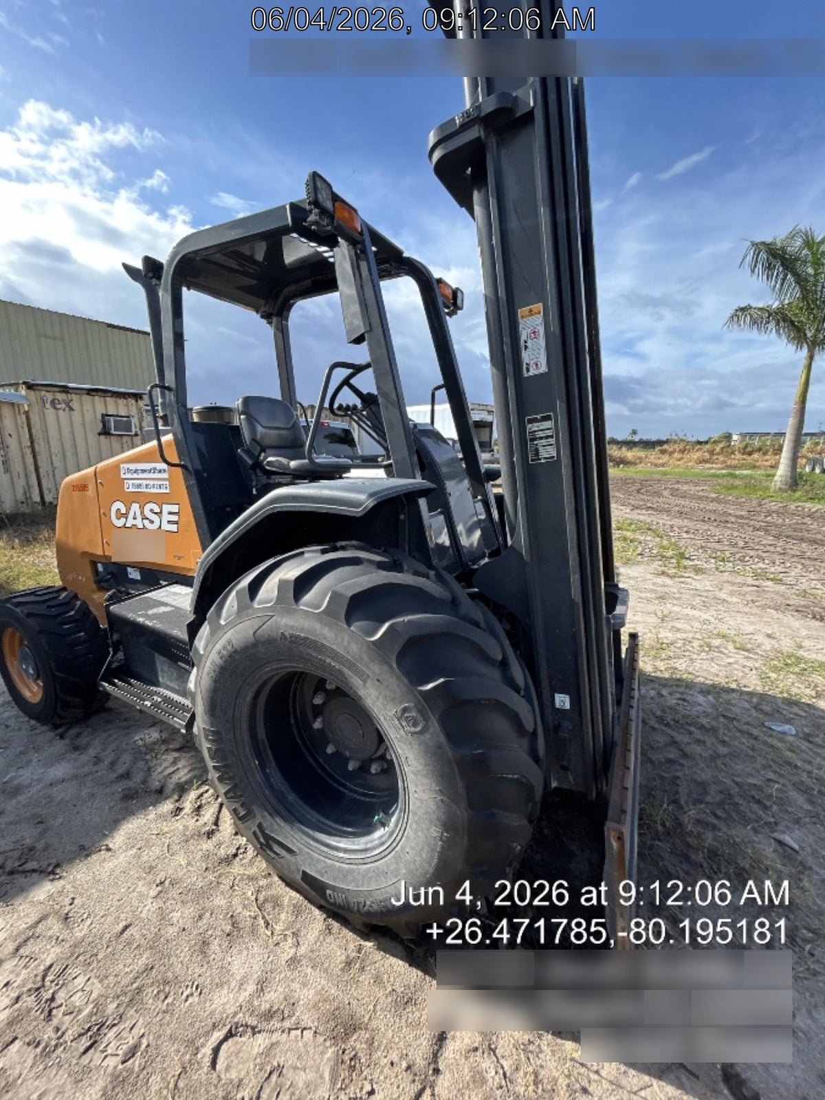 2022 CASE 588H