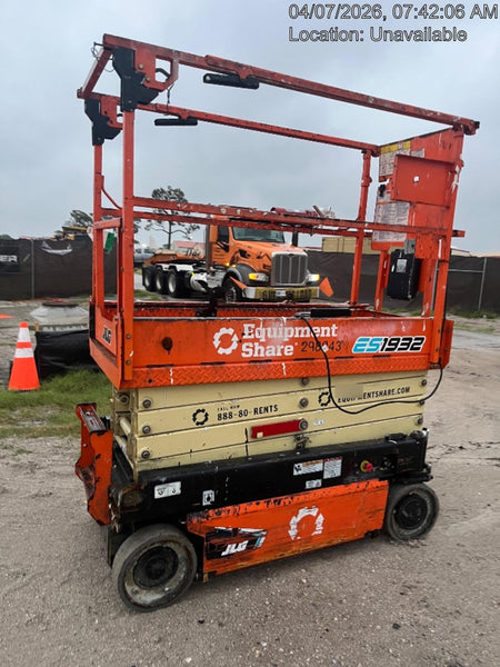 2023 JLG ES1932