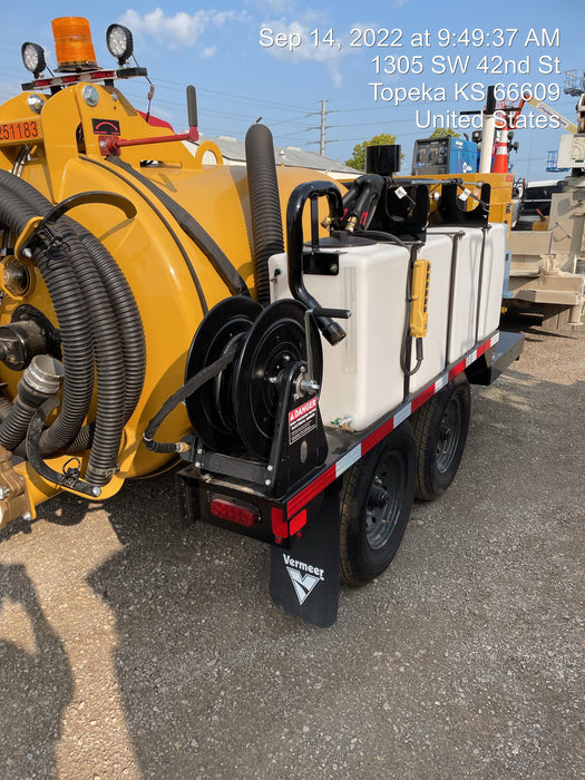 2022 Vac-Tron LP573XDT T4 Koehler Diesel Engine, 500 Gallon Debris Tank, x2 100 Gallon Water Tanks