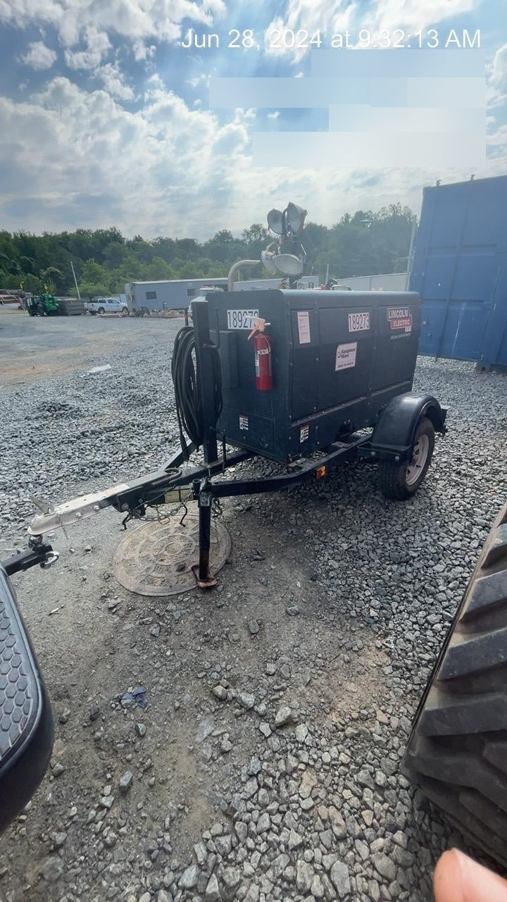 2021 Lincoln Electric Dual Maverick 200/200X Ready Pak 3, Includes Trailer, Cable Rack, Fender Light Kit