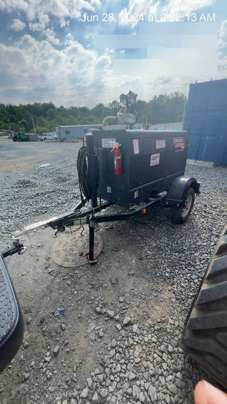 2021 Lincoln Electric Dual Maverick 200/200X Ready Pak 3, Includes Trailer, Cable Rack, Fender Light Kit