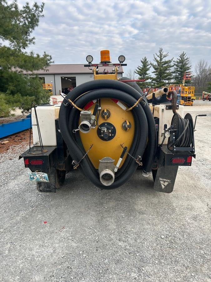 2023 VAC-TRON LP573XDT
